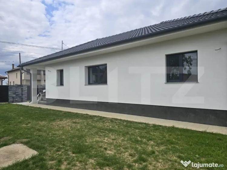 Casă cu 2 camere cu Teren 780 Mp în Lazuri