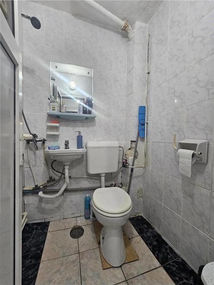 Garsonieră decomandată în Calea Caransebeșului