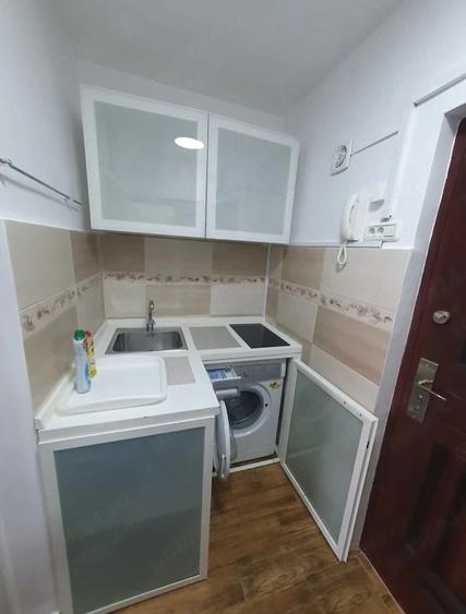 De inchiriat garsoniera in zona Aradului - 1