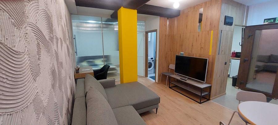 Apartament cu 2 camere semidecomandat în Central