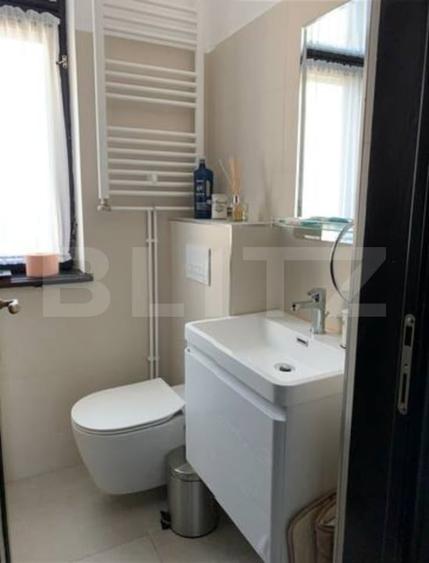 Apartament cu 2 camere decomandat, mobilat în Rovine