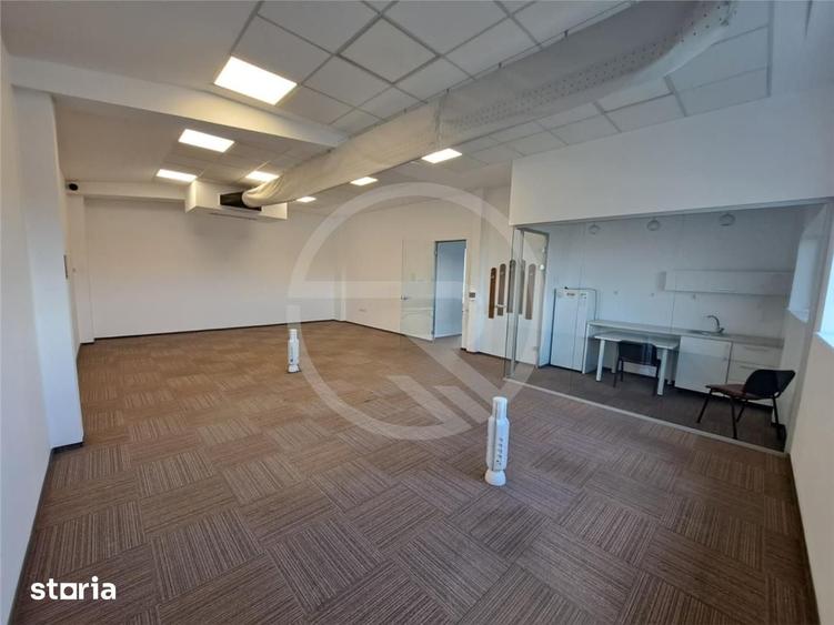 Spațiu comercial, de 275 mp, în Someșeni