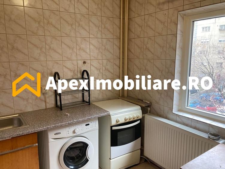 Garsonieră decomandată, mobilată în Brâncoveanu