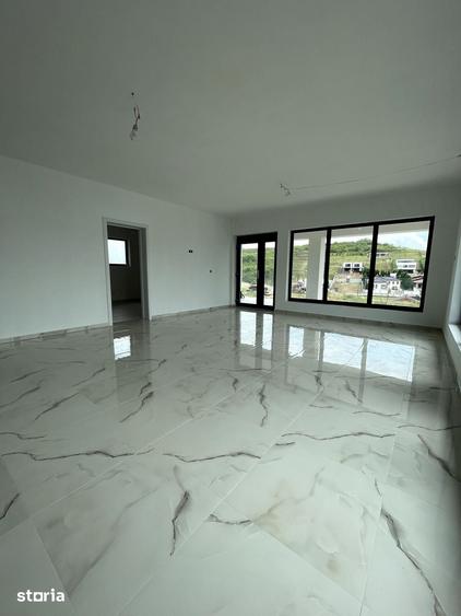 Casă cu 4 camere cu Teren 750 Mp în Paleu