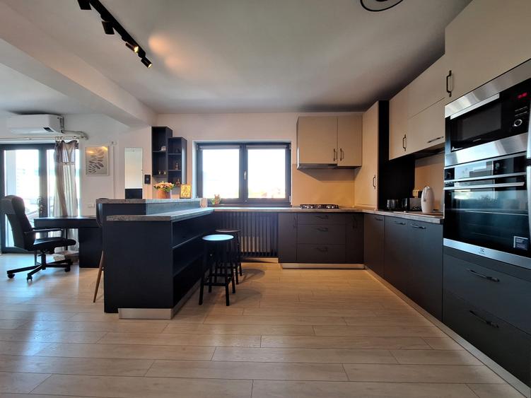 Inchiriere apartament 2 camere Mihai Bravu / loc de parcare inclus / centrala - 3
