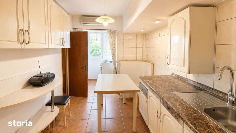 Apartament 4 camere Mega Mall |Necesita Renovare | Delfinului |Stradal - 15