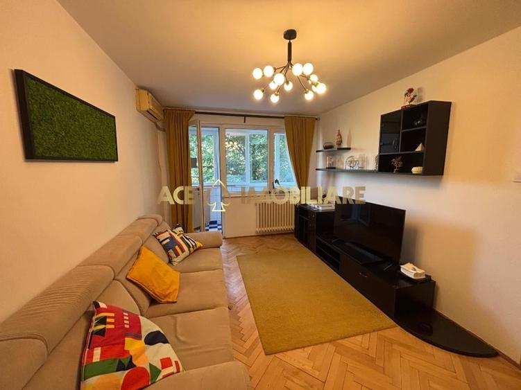 Apartament cu 3 camere decomandat, mobilat în Drumul Taberei