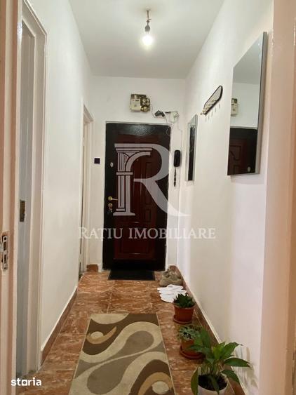 Apartament cu 2 camere semidecomandat în Nufărul