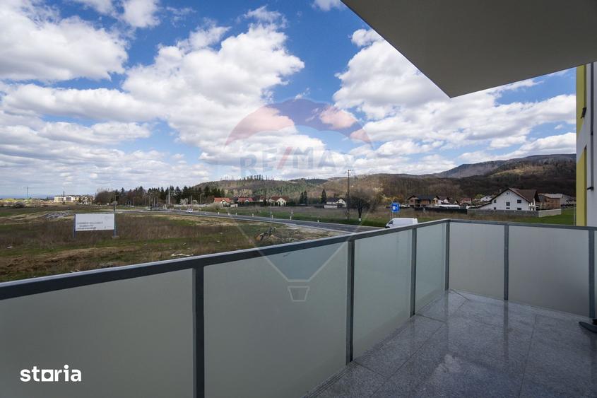 Apartament cu 2 camere, mobilat în Central