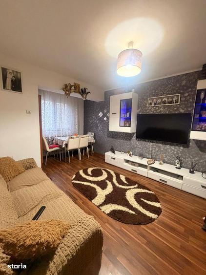 Apartament 3 camere Zona Sud - etaj 1/4 - 47mp- 55000 euro - 1