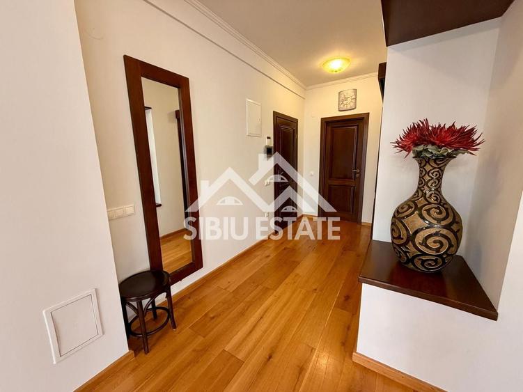 Apartament cu 4 camere decomandat, mobilat în Hipodrom 2