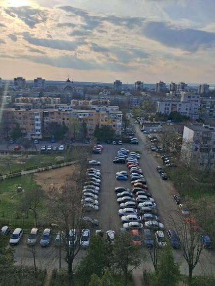 Apartament cu 2 camere decomandat, mobilat în Vest - Lamâița