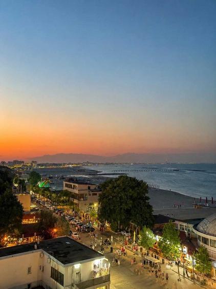 In fiecare dimineata, Marea Neagra in fata ta | Apartament premium 2 camere | Parcare subterana | Mamaia zona Teatrul de Vara - 5