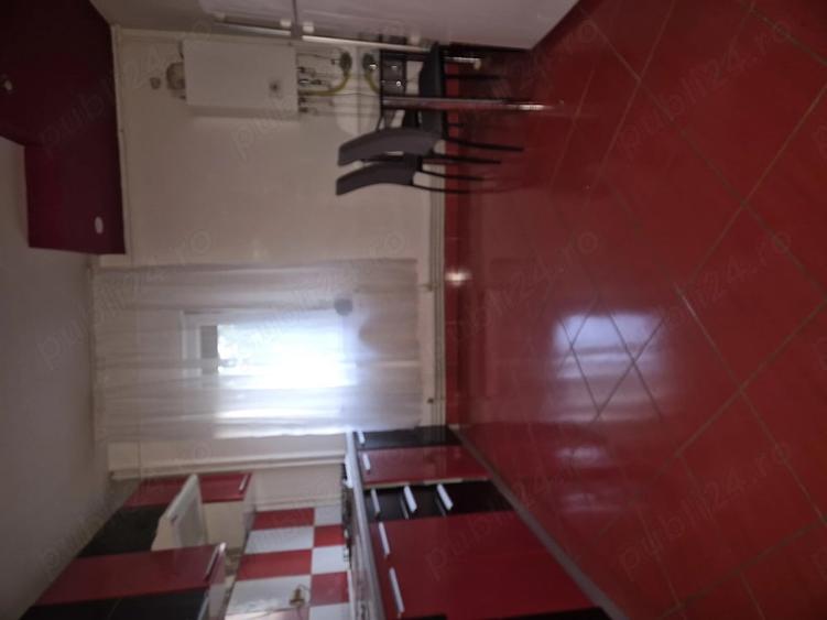 Apartament cu 2 camere semidecomandat în Broșteni