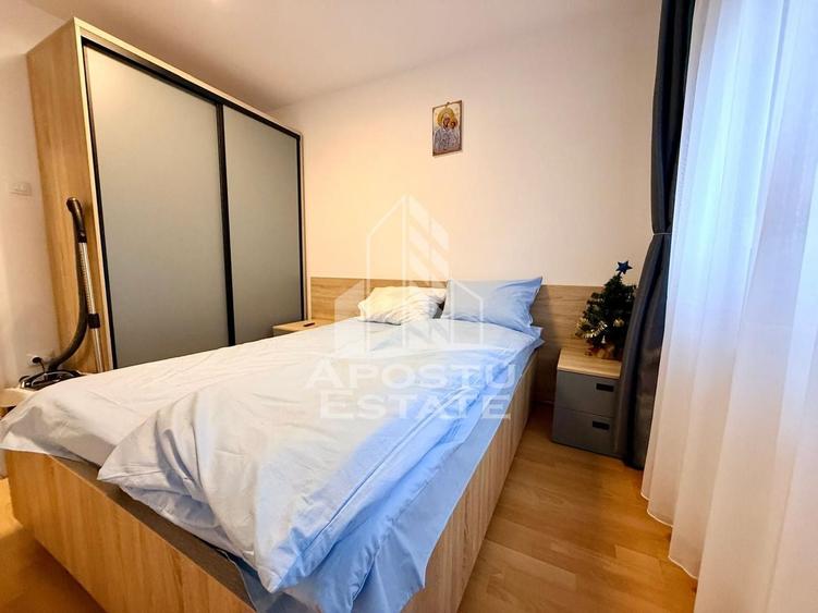Apartament cu 3 camere decomandat, mobilat în Lipovei