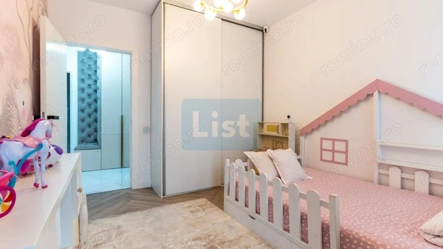 Apartament cu 3 camere semidecomandat în Nord