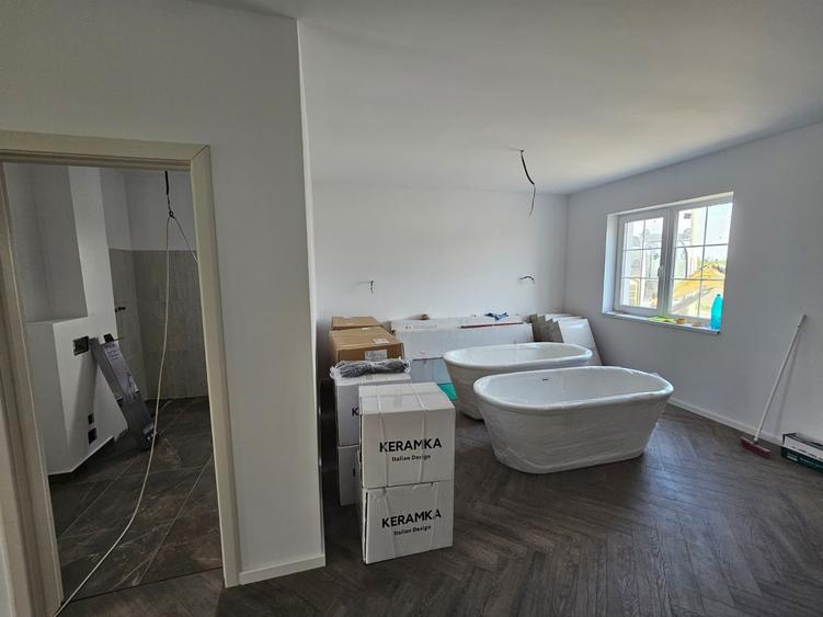 Duplex cu 3 camere cu Teren 300 Mp în Urseni