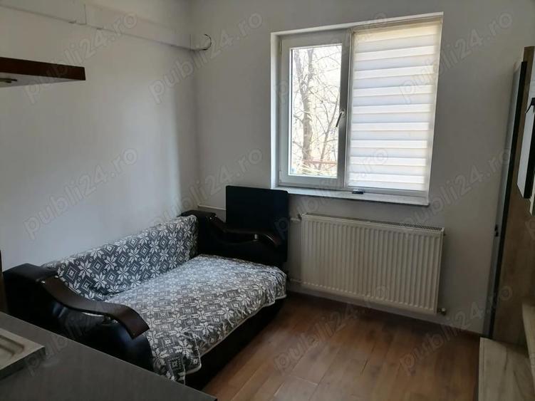 Inchiriez garsoniera zona hurmuzache - 5