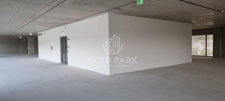 Birouri/ Clinica - 10 Parcari- Zona VIVO - Open Space / Terase - 7