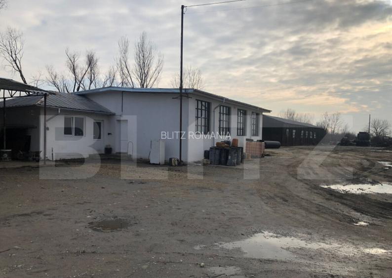 Proprietate de vanzare 8000 mp teren + construc?ii ?i Proprietate de vanzare 8000 mp teren + construc?ii ?i