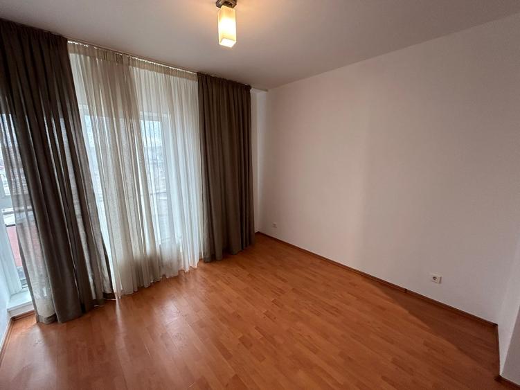 Titan 2 Camere Etaj 4 59 Mp Loc Parcare 17 Min Metrou Complex Rasarit De Soare - 6