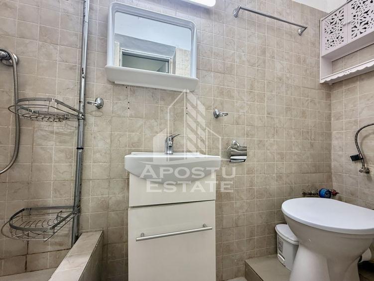 Garsonieră decomandată în Complex Studențesc