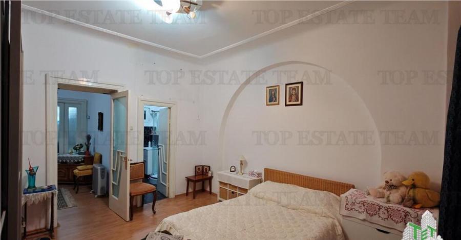 Apartament de 3 camere ultracentral, cladire interbelica (so - 15