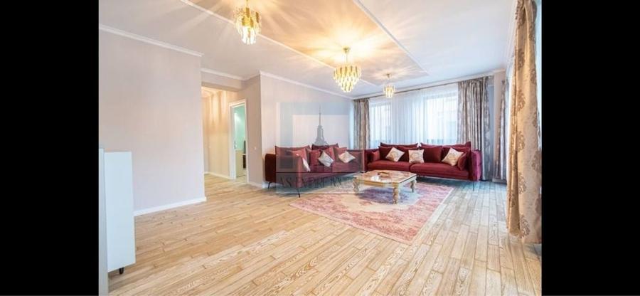 Apartament 3 camere de vanzare/ Poiana Brasov - 2