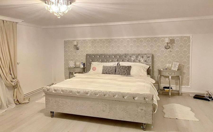 Proprietate compusa din 2 case - 6