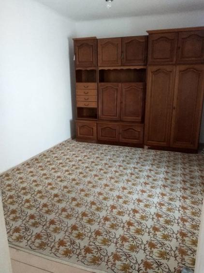 Casa caramida, cu curte, zona centru - 1