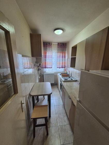 Inchiriez 2 camere Lunca - 6