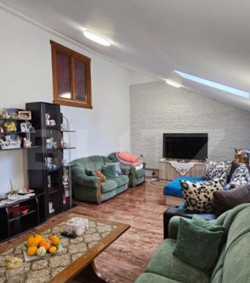 Casa deosebita, 3000 mp teren, 6 camere zona linistita - Bar - 10