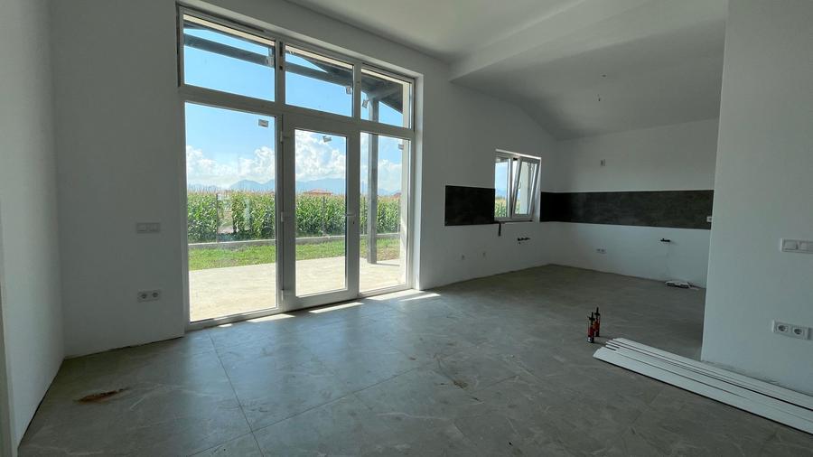 Casa pe Parter 4 camere la Cheie - Sanpetru - 5186 - 1