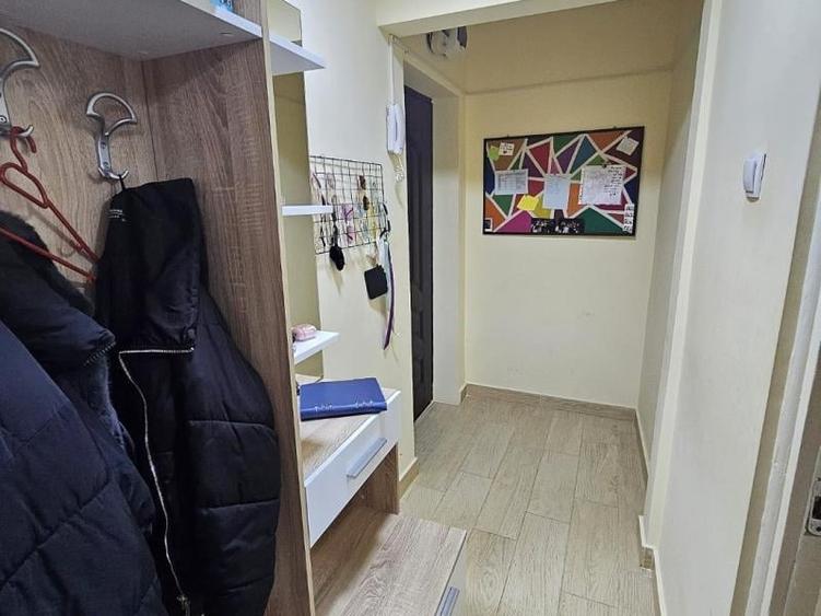 Piata Resita Aleea Slatioara 38mp Et.3 Liber Renovat Contorizat Intabulat - 9