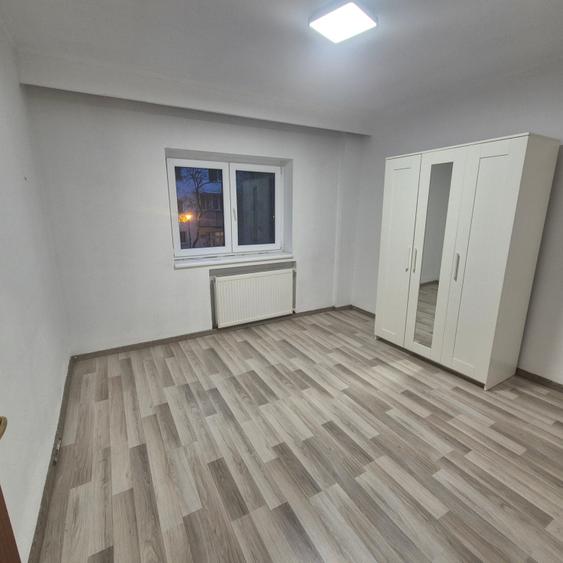 Unirii Zepter adiacent- birou - 7