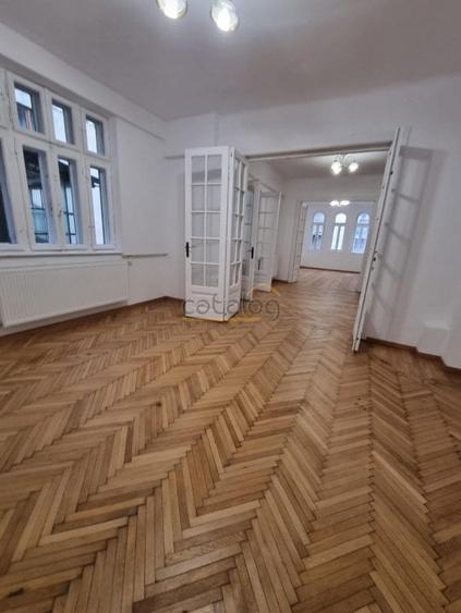 Apartament cu 4 camere de inchiriat in zona Unirii - Coposu - 2