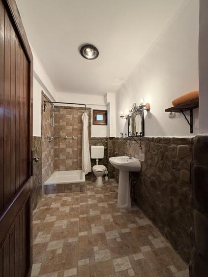 Refugiu Exclusivist Prahova Casa cu 5.2 ha, Panoramă Pârâu și Potențial Turistic - 30