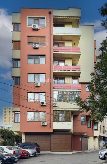 Apartament cu 3 camere in Faleza Nord - vedere panoramica - BONUS loc de parcare