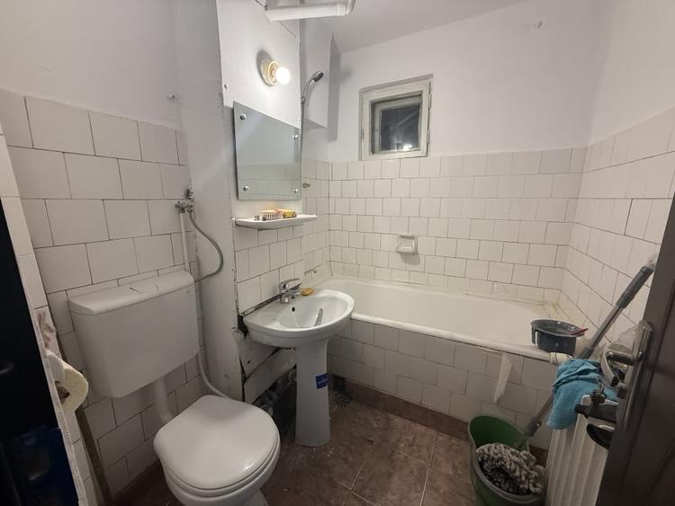 Apartament 3 camere, decomandat, 70.4 mp, Calea Bucuresti, Zona Institut - 9