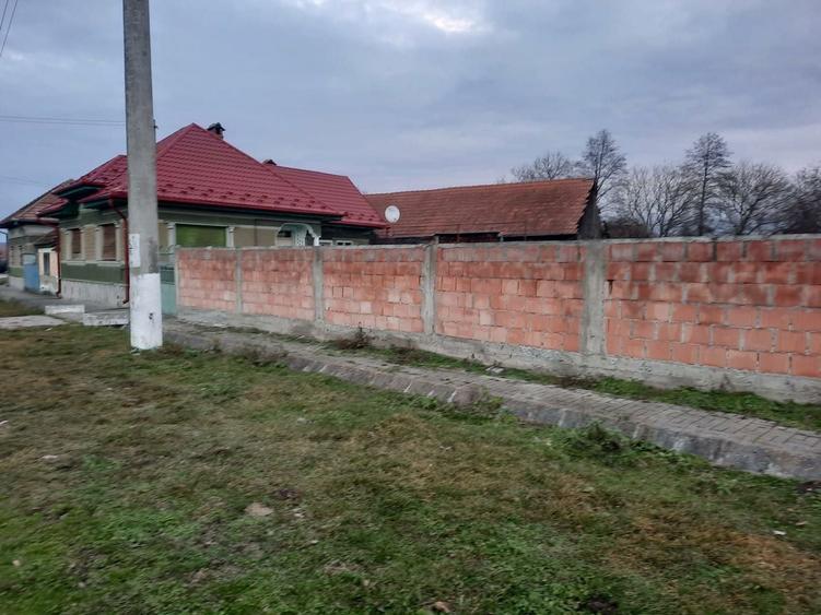 Vand sau inchiriez casa in carta judetul Sibiu - 6