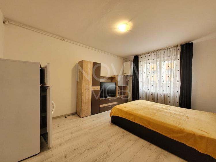 Garsoniera de inchiriat. Str. Vasile Aaron - 2