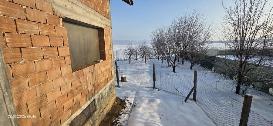 Casa la rosu de vanzare in Turda - 8