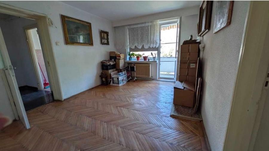 Zona Iuliu Maniu apartament 2 camere etaj intermediar - 1