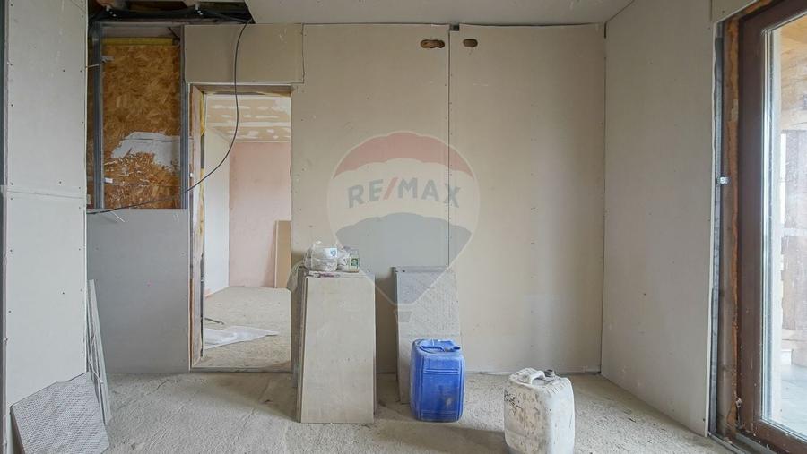 Comision 0%-Cladire versatila 14 camere-Multiple utilizari - 30