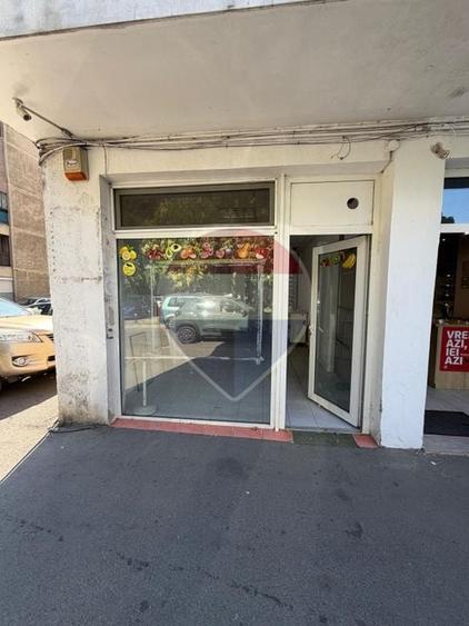Spațiu comercial, de 23 mp, în Nufărul