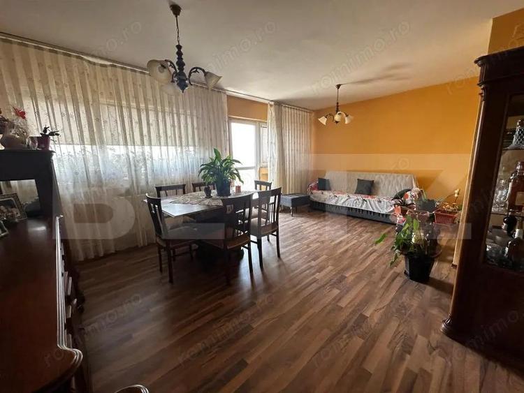 Apartament 3 camere, 82 mp, zona Cetate - 2