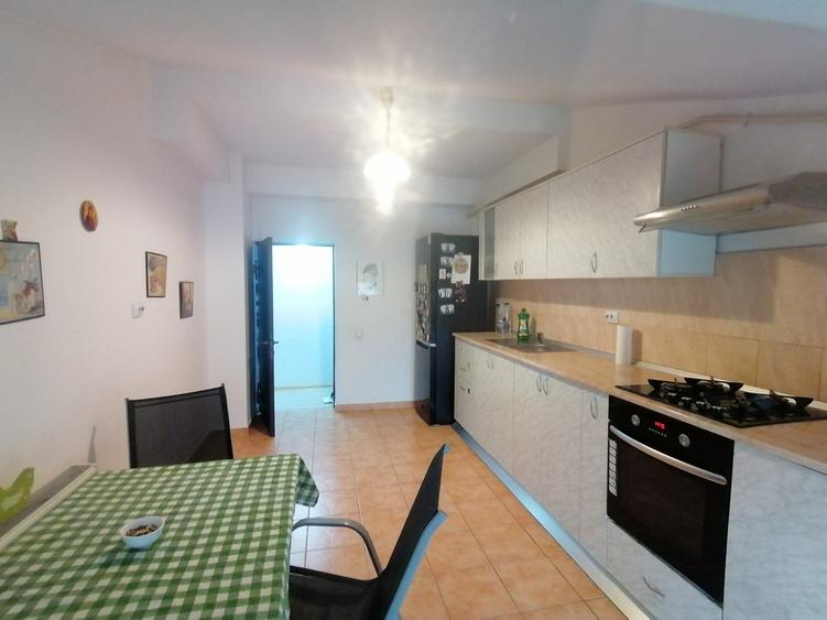 Apartament 3 camere Bd. T. Vladimirescu constructie 2009 - 14