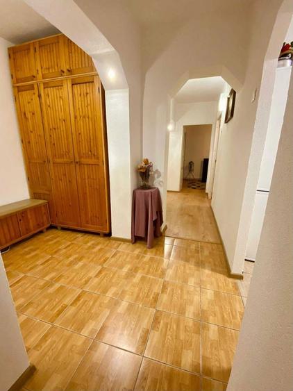 PF, Inchiriez ap. 3 camere decomandat, ultracentral Str. Libertatii - 11
