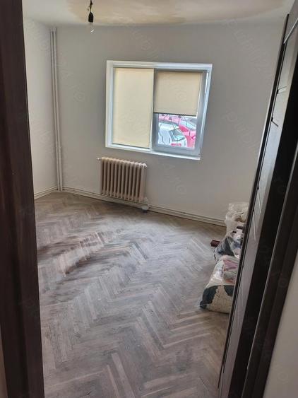 Vand apartament 3 cam. Zona centrala - 5