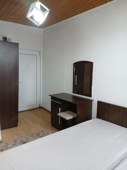 Particular inchiriez garsoniera centru - 2